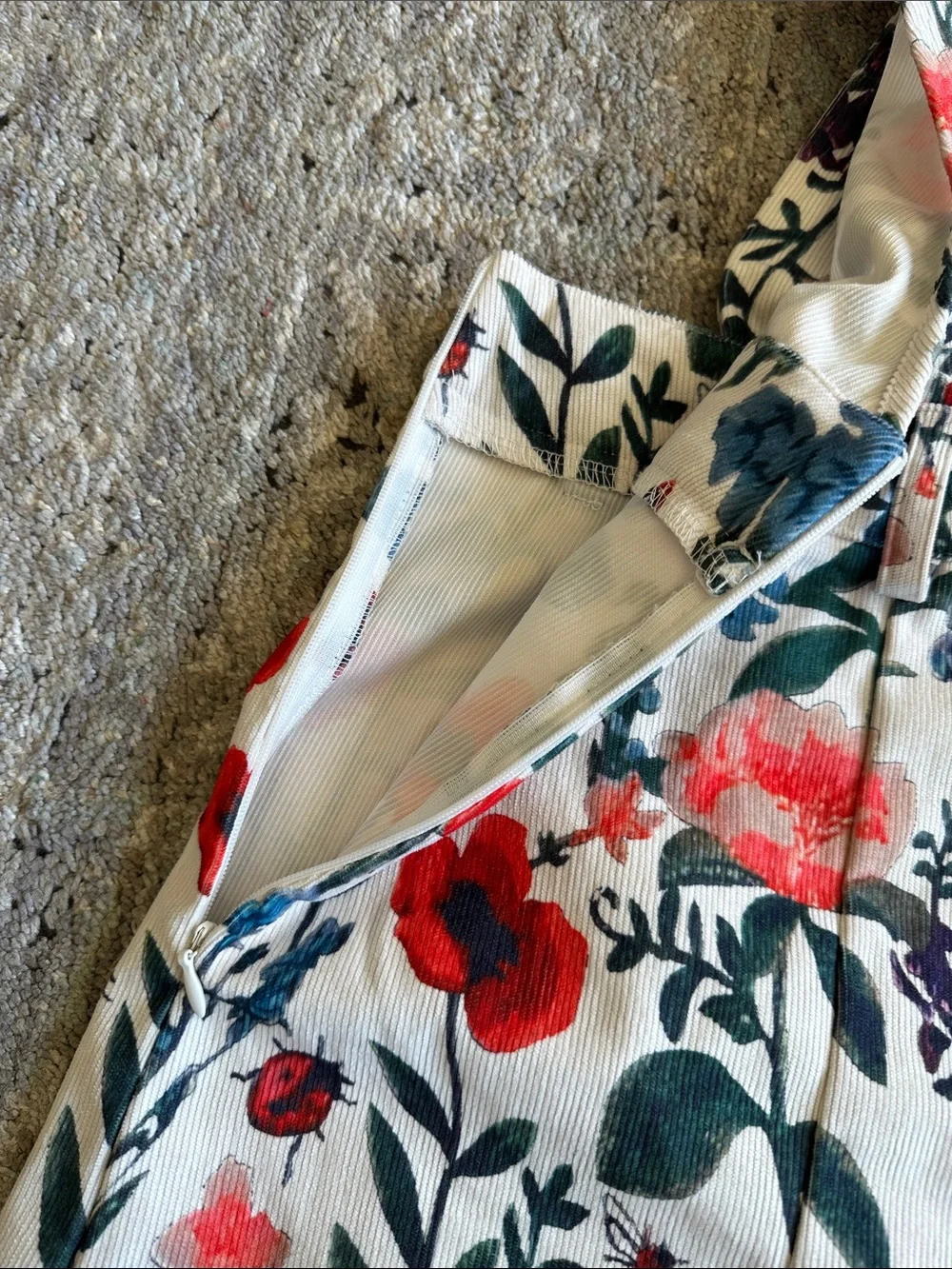 EUC floral short overalls - Picture 3 of 5